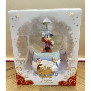 Disney Store Mickey Mouse Sorcerer’s Apprentice Fantasia Snow globe and Friends